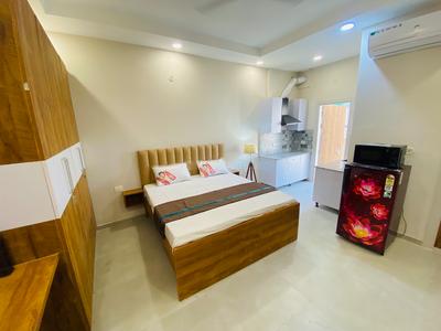 Bedroom Image of 580 Sq.ft 1 RK Builder Floor for rent in South City Floors 1, Sector 41 Gurgaon for Rs. 21000