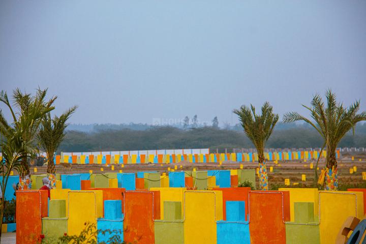 Swathi konada 80feet road facing visakhapatnam Main Image 1