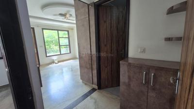 Living Room Image of 1800 Sq.ft 3 BHK Apartment / Flat for rent in Vasant Kunj New Delhi for Rs. 80000