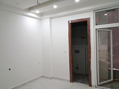 Bedroom Image of 1050 Sq.ft 2 BHK Apartment / Flat for sale in Sector 72 Noida for Rs. 3850000