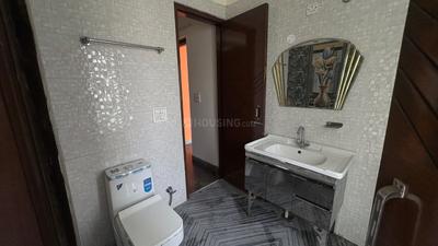 Bathroom Image of PG For Boys in Sector 53, Mohali