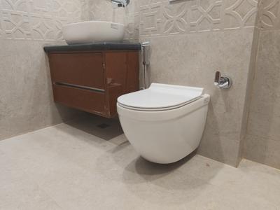 Bathroom Image of 980 Sq.ft 1 BHK Builder Floor for rent in Sector 42 Gurgaon for Rs. 40000
