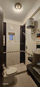 Bathroom Image of 1800 Sq.ft 3 BHK Apartment / Flat for rent in Horizon Concept Aerobera Luxury Apartments, Channi Himmat Jammu for Rs. 35000