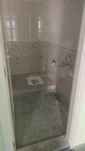 Bathroom Image of 650 Sq.ft 2 BHK Builder Floor for rent in Mallathahalli Bengaluru for Rs. 16000