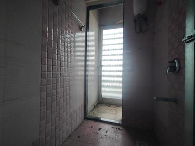 Bathroom Image of 750 Sq.ft 1 BHK Apartment / Flat for sale in Vashi Navi Mumbai for Rs. 9200000