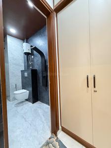 Bathroom Image of 4000 Sq.ft 5 BHK Independent House for sale in Vaishali Nagar Extension Jaipur for Rs. 29500000