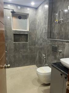 Bathroom Image of 1700 Sq.ft 3 BHK Builder Floor for rent in Ashoka Residency, Sector 34 Faridabad for Rs. 35000