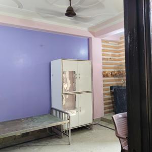 1 RK Independent Builder Floor