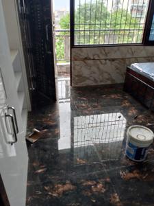 Bathroom Image of 900 Sq.ft 2 BHK Builder Floor for rent in Sector 63 A Noida for Rs. 22000