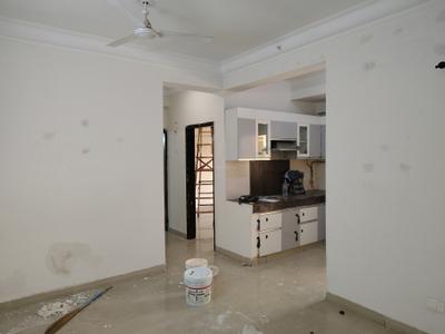 Living Room Image of 1045 Sq.ft 2 BHK Apartment / Flat for sale in Paramount Floraville, Sector 137 Noida for Rs. 11000000