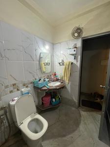 Bathroom Image of 1560 Sq.ft 3 BHK Apartment / Flat for sale in Chinar Park Kolkata for Rs. 15000000