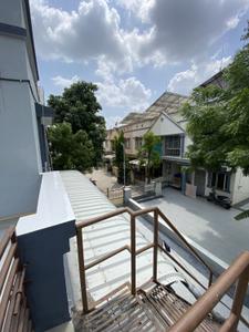 Balcony Image of 1800 Sq.ft 3 BHK Duplex for sale in Motera Ahmedabad for Rs. 22100000