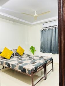 Bedroom Image of 300 Sq.ft 1 RK Apartment / Flat for rent in Kondapur Hyderabad for Rs. 12000