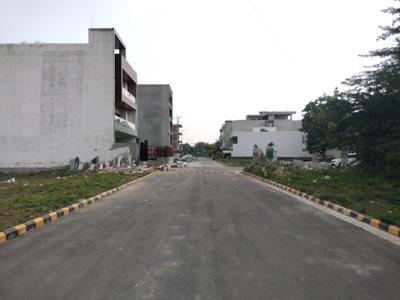 Image of 250 Sq.ft Residential Plot / Land for sale in Sector 76, Faridabad for Rs. 34000000