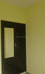 Bedroom Image of 1200 Sq.ft 3 BHK Apartment / Flat for rent in  TNHB MIG Plot, Sholinganallur Chennai for Rs. 35000