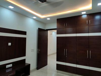 Bedroom Image of 1350 Sq.ft 3 BHK Builder Floor for rent in Pitampura New Delhi for Rs. 43000