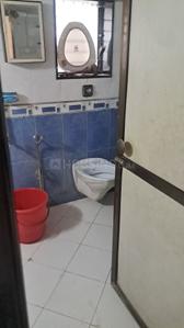 Bathroom Image of 600 Sq.ft 1 BHK Apartment / Flat for rent in Ghatkopar West Mumbai for Rs. 30000