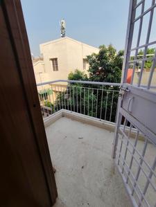 Balcony Image of 1100 Sq.ft 2 BHK Apartment / Flat for rent in DDA RWA Munirka DDA Flats, Vasant Vihar New Delhi for Rs. 50000