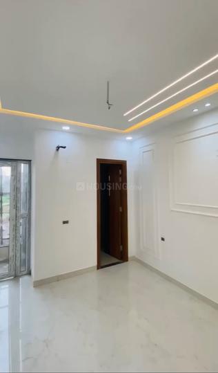 The Ultima 107 Main Image 1