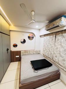 Bedroom Image of 1280 Sq.ft 2 BHK Apartment / Flat for rent in Isanpur Ahmedabad for Rs. 25000