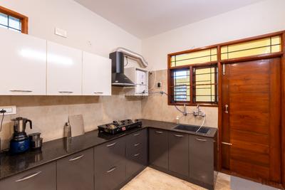 Kitchen Image of 2400 Sq.ft 3 BHK Apartment / Flat for rent in Koramangala Bengaluru for Rs. 135000