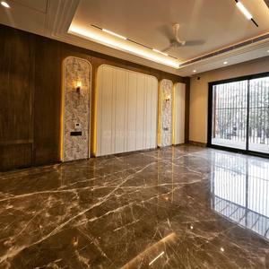 Bedroom Image of 3150 Sq.ft 4 BHK Builder Floor for sale in Sector 15 Faridabad for Rs. 42500000