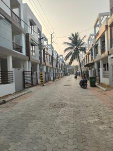 Image of 2450 Sq.ft 4.5 BHK Villa for sale in Tankapani Road, Bhubaneswar for Rs. 18000000