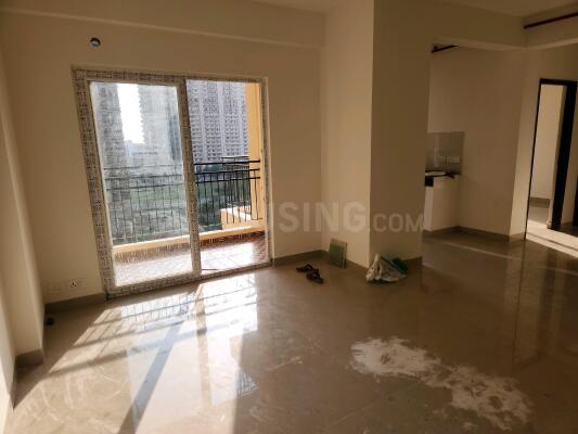 Gayatri Aura Main Image 1