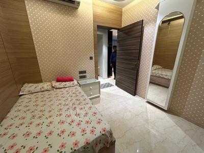 Bedroom Image of 2645 Sq.ft 4 BHK Apartment / Flat for sale in Hiranandani Meadows, Thane West Thane for Rs. 65000000