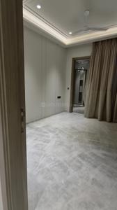Bedroom Image of 2448 Sq.ft 4 BHK Builder Floor for sale in Model Town New Delhi for Rs. 60000000
