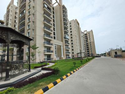 Image of 1400 Sq.ft 2 BHK Apartment / Flat for rent in Eiffel Vivassa Estate, Sultanpur Road, Lucknow for Rs. 25000