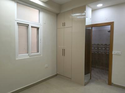 Bedroom Image of 1020 Sq.ft 2 BHK Builder Floor for sale in Indirapuram Ghaziabad for Rs. 7000000