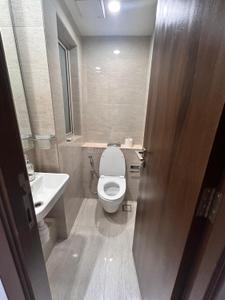 Image of 470 Sq.ft 1 BHK Apartment / Flat for sale in Hiranandani Regent Hill A B C D And E Wing, Powai, Mumbai for Rs. 18500000
