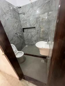 Bathroom Image of 1300 Sq.ft 3 BHK Builder Floor for rent in Ubber Parkland, Sector 115 Mohali for Rs. 20000