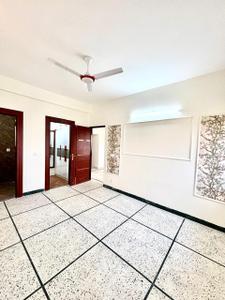Hall Image of 1950 Sq.ft 3 BHK Apartment / Flat for sale in Sector 9 Gurgaon for Rs. 16500000