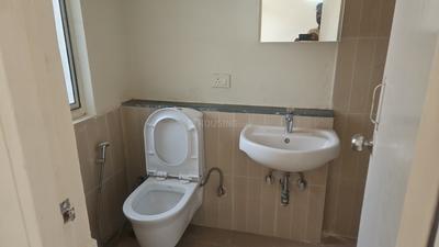 Image of 1485 Sq.ft 3 BHK Apartment / Flat for rent in Sector 129, Noida for Rs. 28000