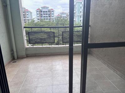 Balcony Image of 1050 Sq.ft 2 BHK Apartment / Flat for rent in Magarpatta Iris, Magarpatta City Pune for Rs. 40000