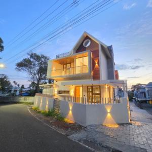 Image of 2900 Sq.ft 5 BHK Independent House for sale in Kakkanad, Kochi for Rs. 17000000
