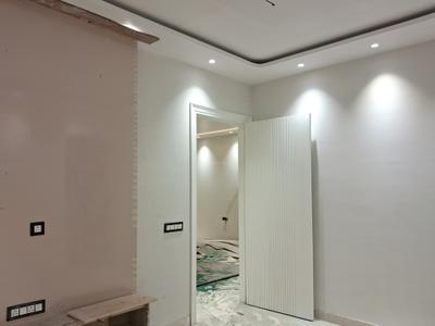 Bedroom Image of 1800 Sq.ft 3 BHK Builder Floor for sale in Paschim Vihar New Delhi for Rs. 37000000