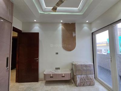 Bedroom Image of 1350 Sq.ft 3 BHK Builder Floor for rent in Surajmal Vihar New Delhi for Rs. 65000