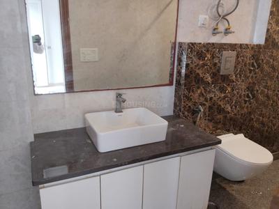 Bathroom Image of 1980 Sq.ft 3 BHK Builder Floor for rent in East Of Kailash New Delhi for Rs. 110000