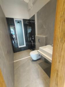 Image of 650 Sq.ft 1.5 BHK Apartment / Flat for sale in Vile Parle West, Mumbai for Rs. 17500000