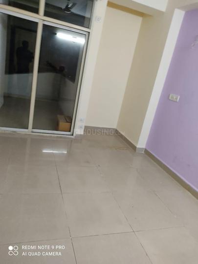 Mahagun Mascot Main Image 1