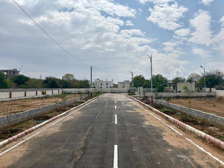 Theekariya Main Image 1