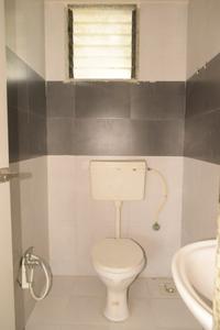 Bathroom Image of 2000 Sq.ft 3 BHK Apartment / Flat for sale in Gota Ahmedabad for Rs. 9500000