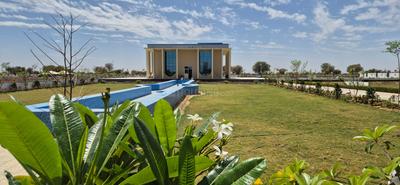 Luxurious plots Plot View 1