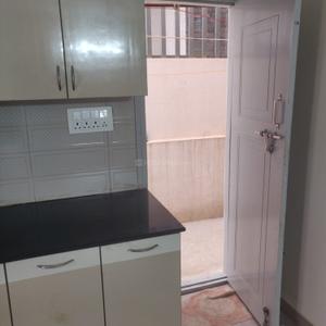 Kitchen Image of 1000 Sq.ft 2 BHK Builder Floor for rent in Margondanahalli Bengaluru for Rs. 18000