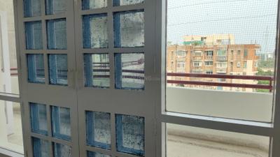 Balcony Image of 1250 Sq.ft 2 BHK Apartment / Flat for rent in Vinayak Apartment Sector 62, Sector 62 Noida for Rs. 25500
