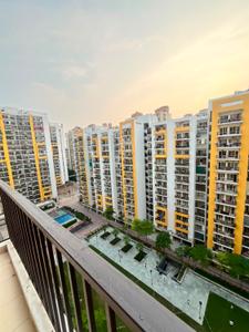Balcony Image of 1075 Sq.ft 2 BHK Apartment / Flat for rent in Panchsheel Greens, Noida Extension Greater Noida for Rs. 19000