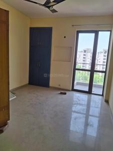 3 BHK Semi Furnished Flat